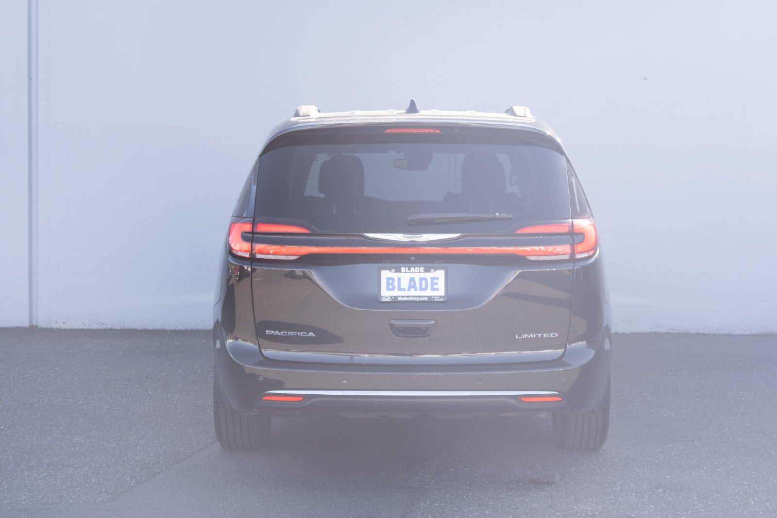 Used 2022 Chrysler Pacifica Limited FWD image 27