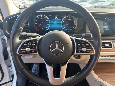 Certified 2022 Mercedes-Benz GLS 450 4MATIC image 16