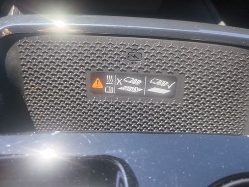 Used 2025 Chevrolet Equinox RS w/ Safety and Technology Package FWD image 24