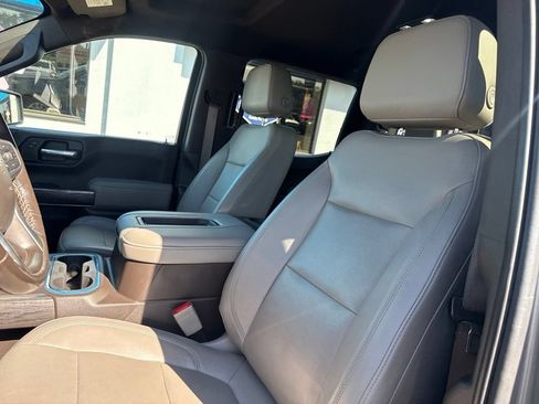 Used 2020 Chevrolet Silverado 1500 LTZ AWD/4WD image 37