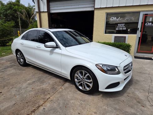 Used 2018 Mercedes-Benz C 300 Sedan image 1