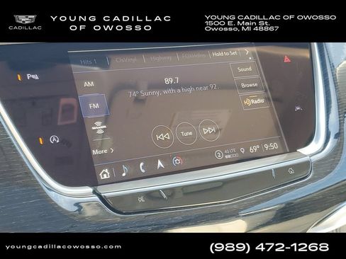 Used 2024 Cadillac XT6 Premium Luxury w/ LPO, Floor Liner Package AWD/4WD image 17