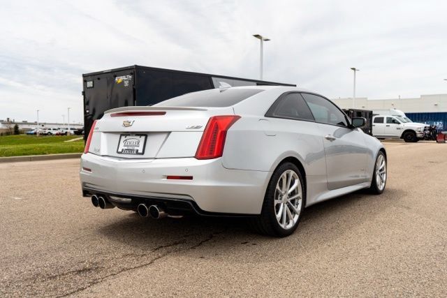 Used 2017 Cadillac ATS V w/ Luxury Package RWD image 7