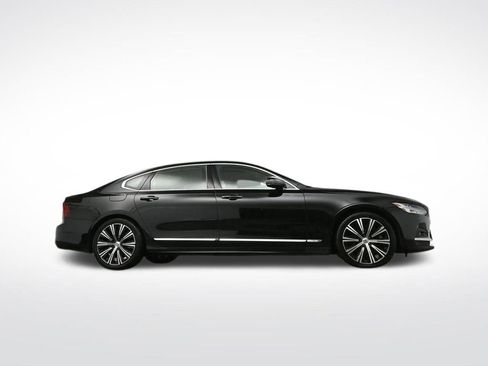 Used 2023 Volvo S90 B6 Plus image 39