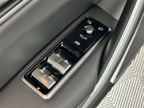 Used 2026 Jaguar F-PACE R-Dynamic S AWD/4WD image 20