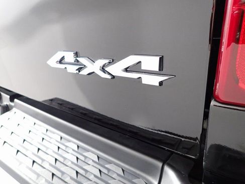 Used 2024 RAM 2500 Big Horn image 9