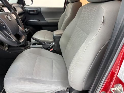 Used 2016 Toyota Tacoma SR w/ SR Convenience Package image 25