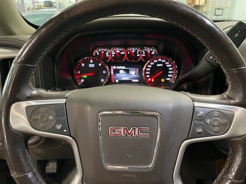 Used 2014 GMC Sierra 1500 SLT w/ SLT Crew Cab Value Package AWD/4WD image 9