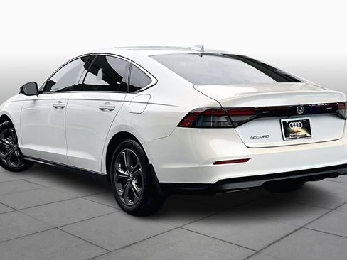 Used 2023 Honda Accord EX image 7