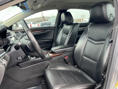 Used 2019 Cadillac XTS Luxury FWD image 13