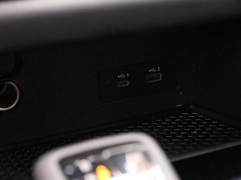 Certified 2025 Nissan Pathfinder SV FWD image 23