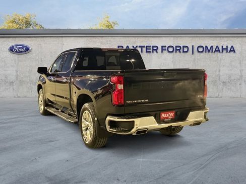 Used 2019 Chevrolet Silverado 1500 LTZ image 3