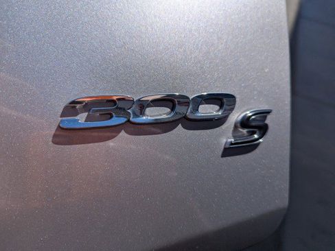 Used 2015 Chrysler 300 S w/ 300S Premium Group RWD image 27