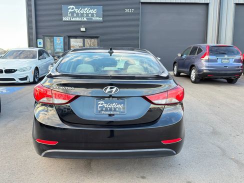 Used 2014 Hyundai Elantra SE w/ Option Group 02 image 6