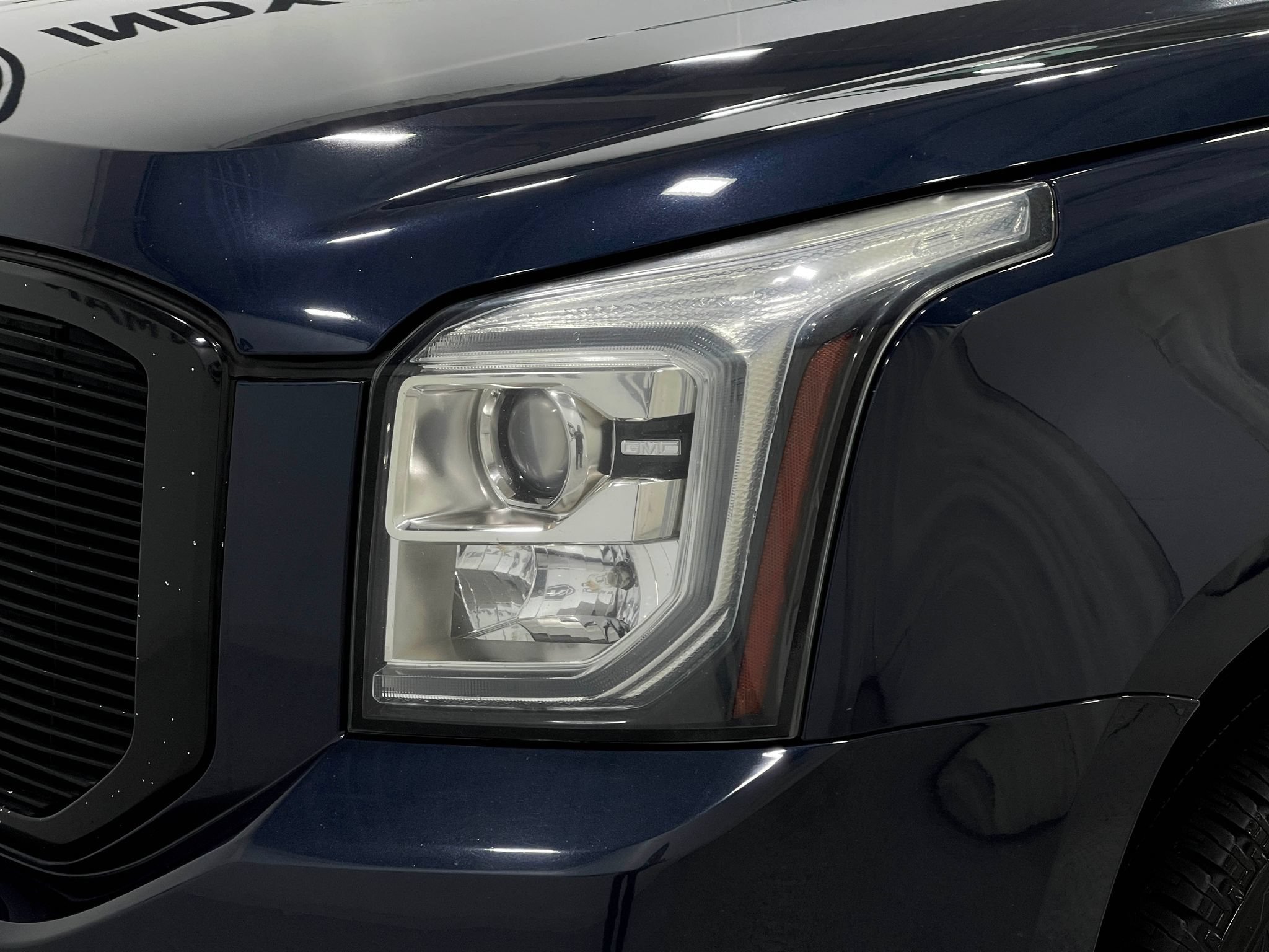 Used 2018 GMC Yukon Denali AWD/4WD image 34