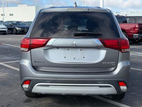 Used 2019 Mitsubishi Outlander LE FWD image 3