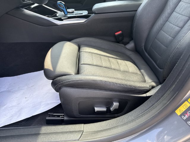 Used 2023 BMW i4 eDrive40 w/ Premium Package RWD image 22
