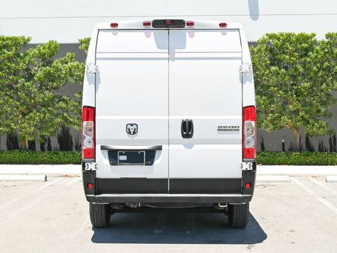Used 2023 RAM ProMaster 2500 FWD image 5