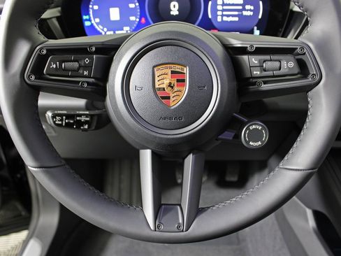 Used 2025 Porsche Macan 4 Electric image 23