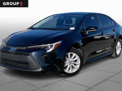 Used 2024 Toyota Corolla LE w/ LE Convenience Package