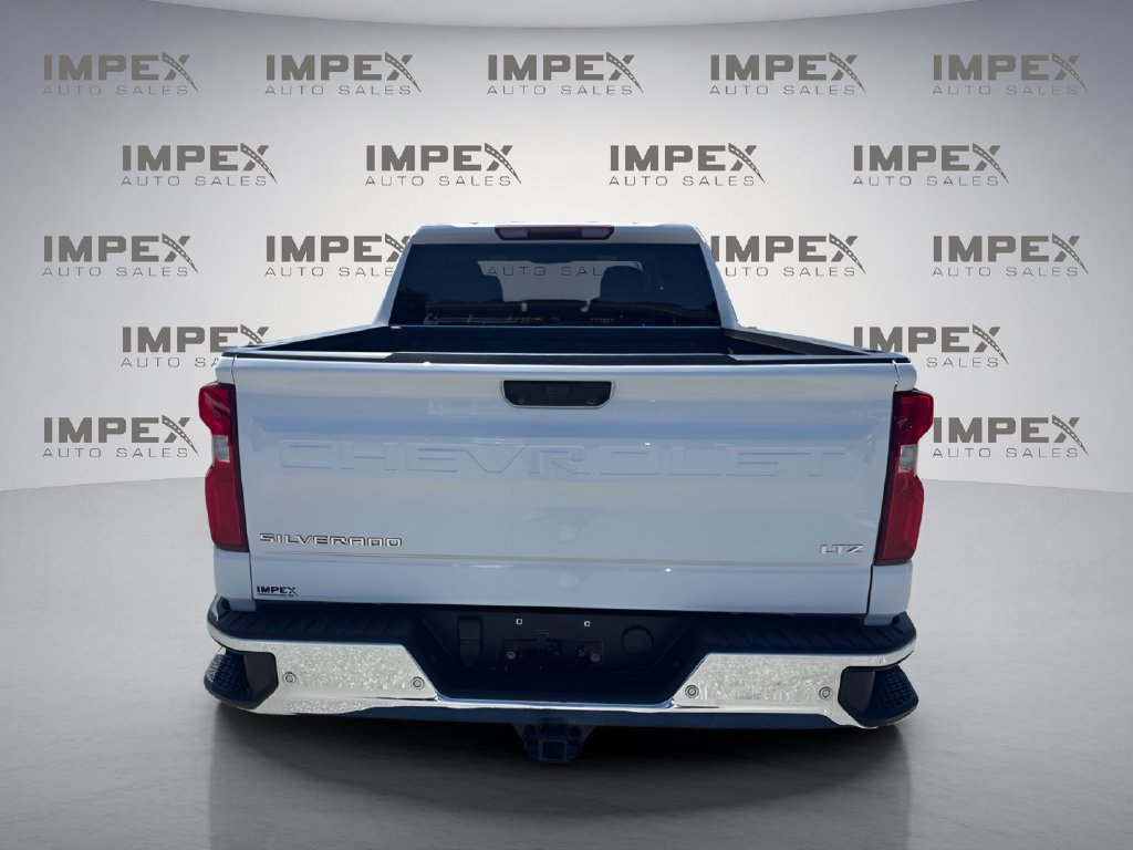 Used 2023 Chevrolet Silverado 1500 LTZ AWD/4WD image 4