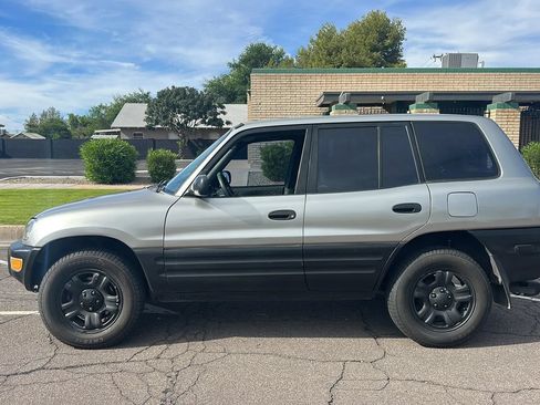 Used 1999 Toyota RAV4 2WD 4-Door w/ Value Pkg 1 image 14