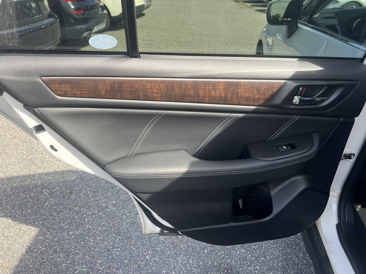 Used 2019 Subaru Outback 2.5i Limited AWD/4WD image 20