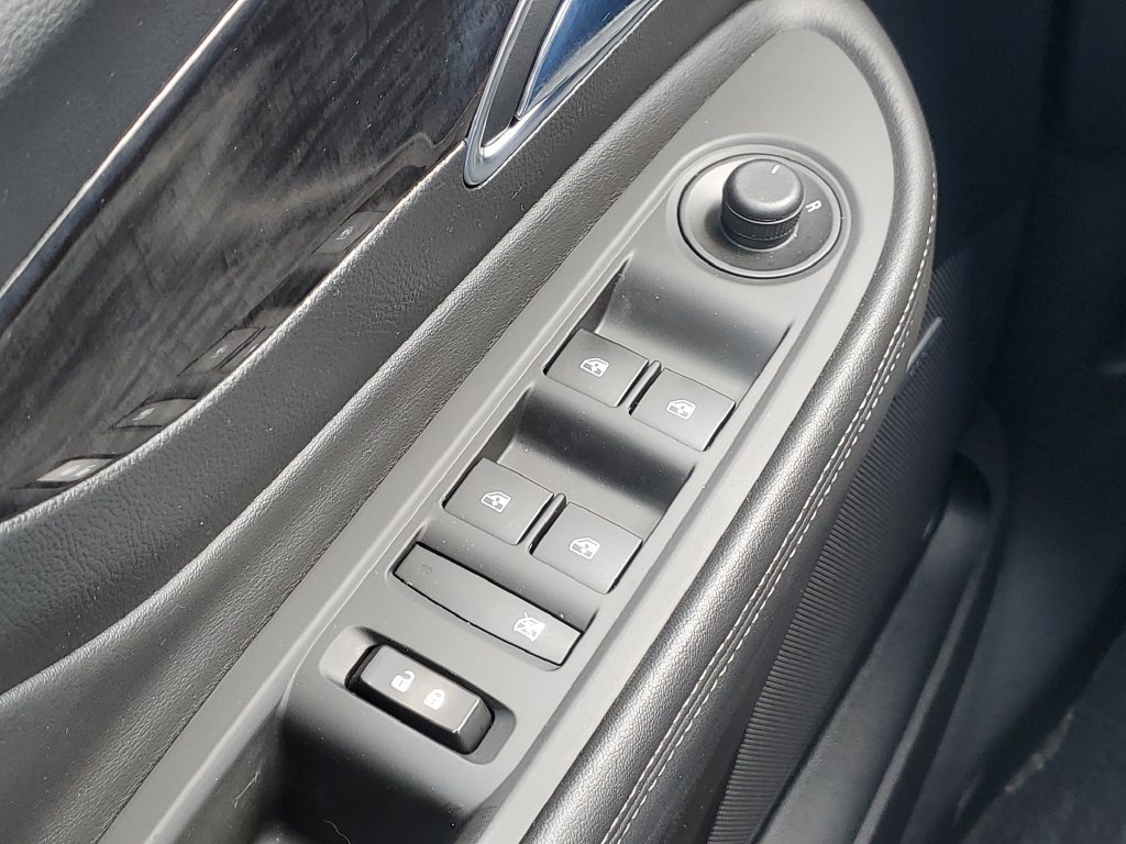 Used 2015 Buick Encore Convenience AWD/4WD image 15