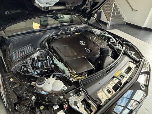Used 2025 Mercedes-Benz C 300 4MATIC Sedan image 48