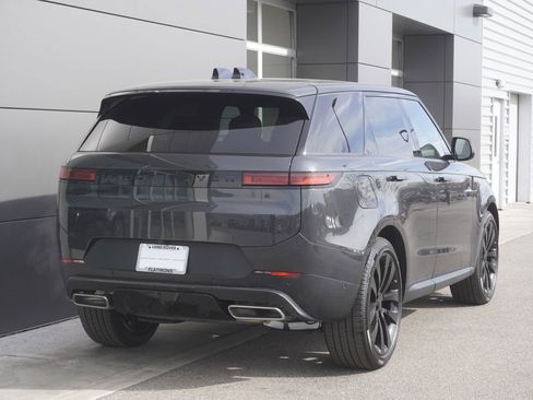New 2026 Land Rover Range Rover Sport SE AWD/4WD image 2