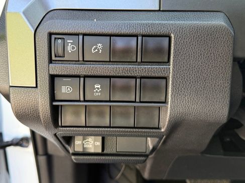 Used 2024 Toyota Tacoma TRD Off-Road AWD/4WD image 23