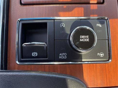 Used 2021 Lincoln Navigator L Reserve image 18