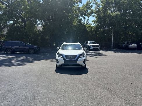 Used 2024 Nissan Murano Platinum w/ Cargo Package FWD image 2