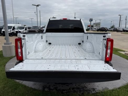 Certified 2025 Ford F250 XLT AWD/4WD image 7