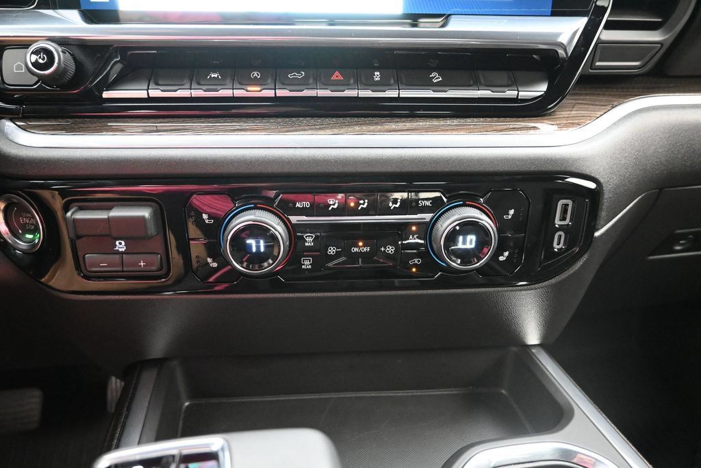 Certified 2026 Chevrolet Silverado 1500 LT Trail Boss w/ Convenience Package II AWD/4WD image 19