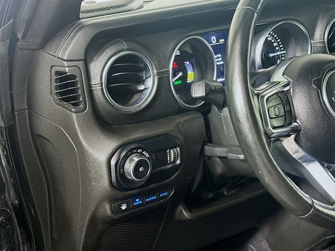 Used 2023 Jeep Wrangler Sahara w/ Cold Weather Group image 16