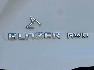 Used 2025 Chevrolet Blazer LT AWD/4WD video 2