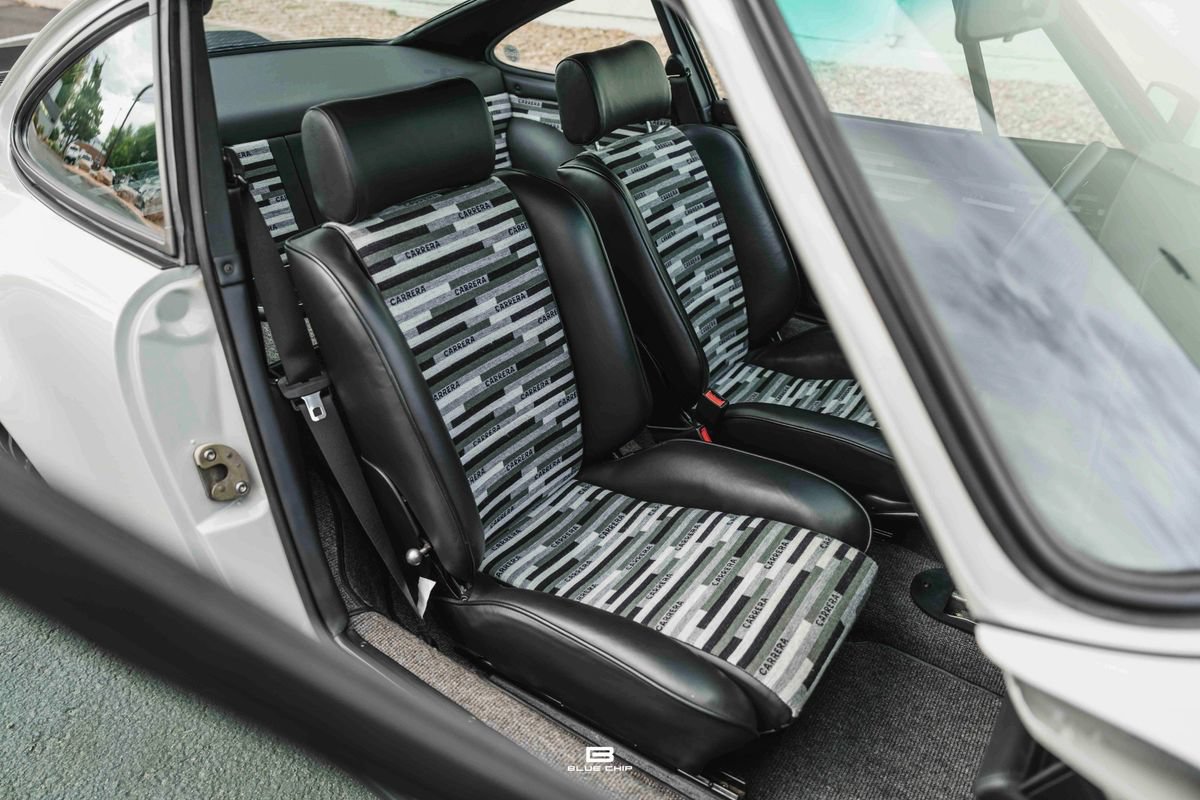 Used 1989 Porsche 911 Carrera RWD image 34