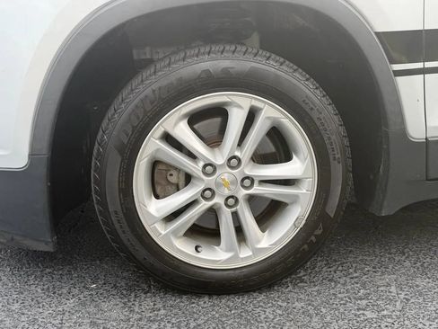 Used 2016 Chevrolet Trax LS FWD image 12