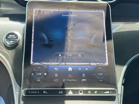 Used 2024 Mercedes-Benz GLC 300 4MATIC image 20