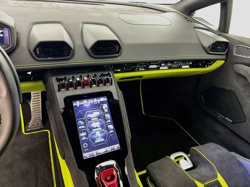 Used 2023 Lamborghini Huracan Tecnica RWD image 24
