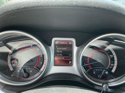 Used 2018 Dodge Journey GT w/ Nav & Sun Group AWD/4WD image 17