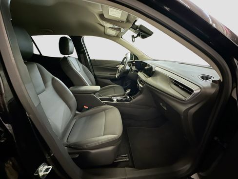 Used 2025 Buick Encore GX Preferred image 32