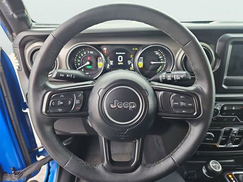 Used 2023 Jeep Wrangler Unlimited w/ Cold Weather Group AWD/4WD image 34