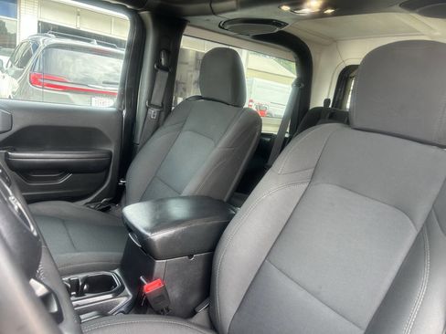 Used 2019 Jeep Wrangler Sport image 34