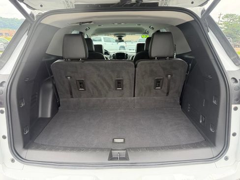 Used 2020 Chevrolet Traverse Premier AWD/4WD image 9