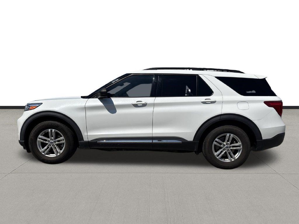 Used 2020 Ford Explorer XLT RWD image 8