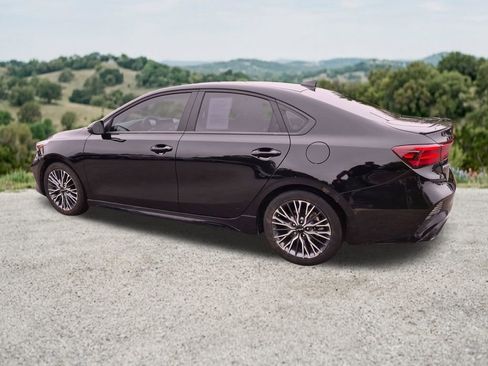 Used 2023 Kia Forte GT-Line w/ GT-Line Premium Package FWD image 7