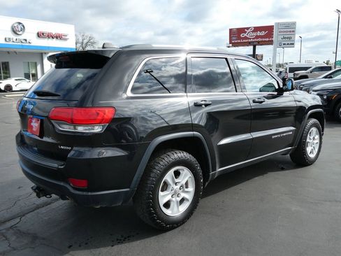 Used 2015 Jeep Grand Cherokee Laredo w/ Quick Order Package 23E AWD/4WD image 5