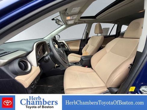 Used 2015 Toyota RAV4 XLE AWD/4WD image 7